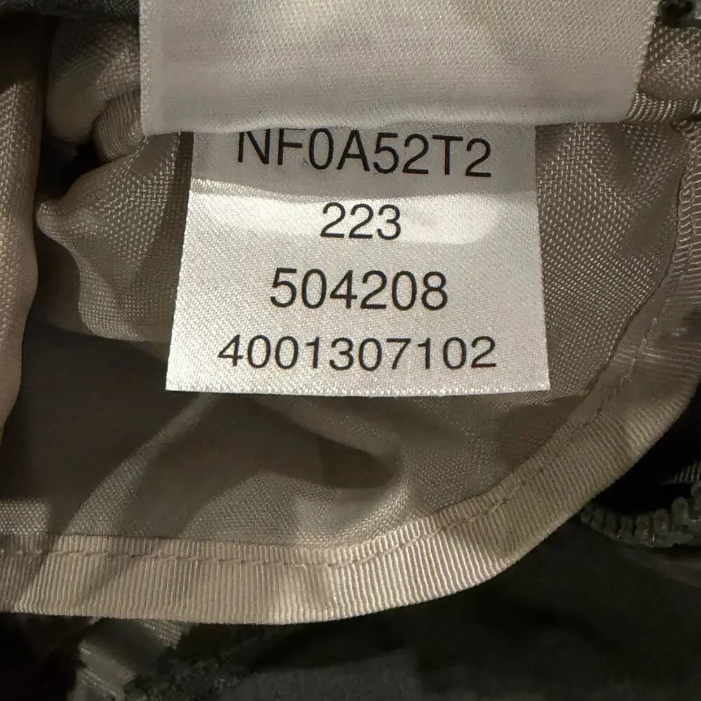 The North Face Nylon Never Stop Lumbar Pack Crossbody Belt Bag Duck Green